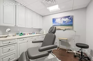 9 Prospect Park W, Brooklyn, NY 11215 - Photo 4