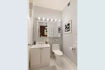 252 7th Avenue #5T, New York, NY 10001 - Photo 4