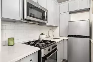 425 E 63rd St, New York City, NY 10065 - Photo 4