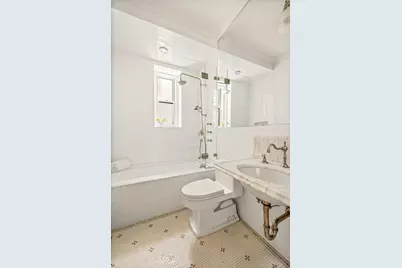 27 E 95th Street #2W, New York City, NY 10128 - Photo 12