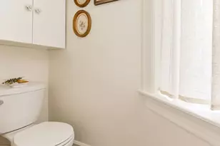 633 E 11th St, New York City, NY 10009 - Photo 8