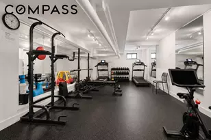 385 Argyle Rd, New York City, NY 11218 - Photo 20