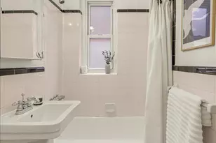 385 Argyle Rd, Brooklyn, NY 11218 - Photo 10