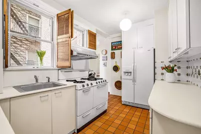 8 E 96th Street #10B, New York City, NY 10128 - Photo 4