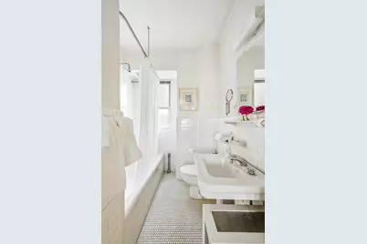 8 E 96th Street #10/11B, New York City, NY 10128 - Photo 10