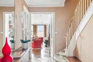8 E 96th St, New York City, NY 10128 - Photo 6