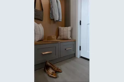 47 Diamond Street #3B, Brooklyn, NY 11222 - Photo 4