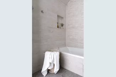 47 Diamond Street #3B, Brooklyn, NY 11222 - Photo 8