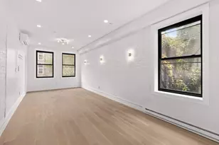 410 W 47th St, New York, NY 10036 - Photo 4