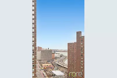 340 E 93rd Street #20CDE, New York City, NY 10128 - Photo 10