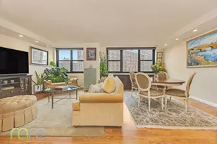 340 E 93rd St, New York City, NY 10128 - Photo 2