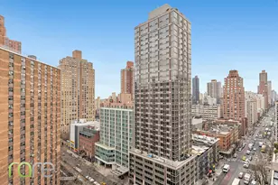 340 E 93rd St, New York City, NY 10128 - Photo 4