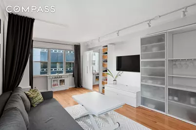 310 E 49th Street #9C, New York City, NY 10017 - Photo 4