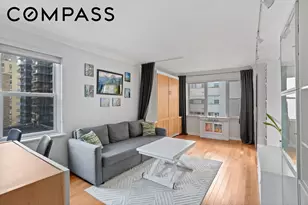 310 E 49th St, New York City, NY 10017 - Photo 2