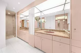 860 Park Ave, New York City, NY 10075 - Photo 14