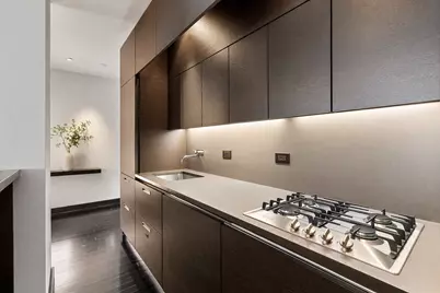 20 Pine Street #1806, New York City, NY 10005 - Photo 4