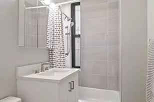 351 W 53rd St, New York, NY 10019 - Photo 8