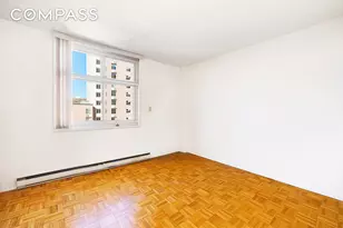 555 Main St, New York City, NY 10044 - Photo 10