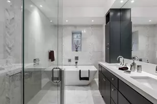 300 Spring St, New York City, NY 10013 - Photo 12