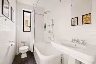 250 W 24th St, New York, NY 10011 - Photo 10