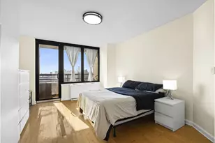 330 E 38th St, New York City, NY 10016 - Photo 2