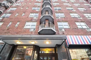 170 W 23rd St, New York City, NY 10011 - Photo 2