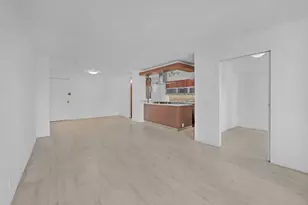 201 E 36th St, New York City, NY 10016 - Photo 6