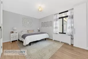 400 E 70th St, New York City, NY 10021 - Photo 4