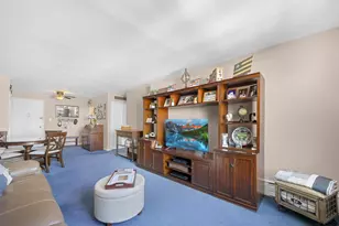 54-40 Little Neck Pkwy, Little Neck, NY 11362 - Photo 12