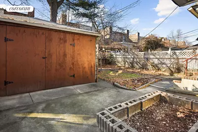 642 E 26th Street, Brooklyn, NY 11210 - Photo 16
