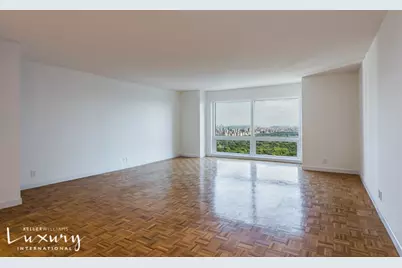 721 Fifth Avenue #55DM, New York City, NY 10022 - Photo 2