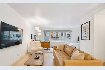 333 E 66th Street #5R, New York City, NY 10021 - Photo 2