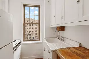 299 W 12th St, New York City, NY 10014 - Photo 6