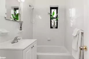 3840 Greystone Ave, New York City, NY 10463 - Photo 20