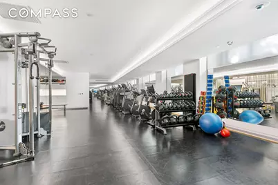 400 W 12th Street #3F, New York, NY 10014 - Photo 10