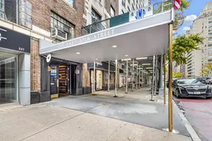 227 E 57th St, New York City, NY 10022 - Photo 8