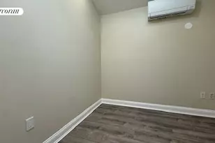 162-16 77th Rd, New York City, NY 11366 - Photo 24