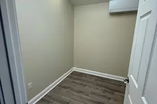 162-16 77th Rd, New York City, NY 11366 - Photo 8