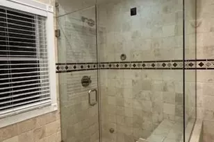 162-16 77th Rd, New York City, NY 11366 - Photo 18