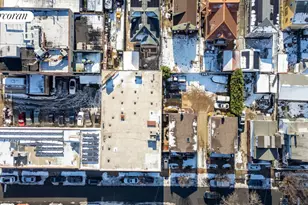 162-12 77th Rd, Fresh Meadows, NY 11366 - Photo 14