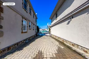 162-12 77th Rd, Fresh Meadows, NY 11366 - Photo 12