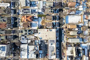 162-16 77th Rd, Fresh Meadows, NY 11366 - Photo 18