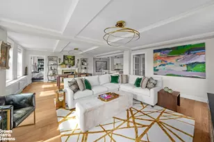 32 Washington Square W, New York City, NY 10011 - Photo 2