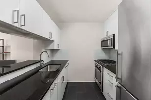 300 E 64th St, New York, NY 10021 - Photo 4