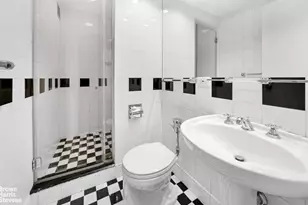 176 E 77th St, New York City, NY 10075 - Photo 8