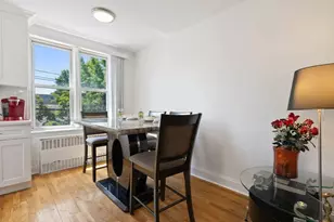 205 E 238th St, New York City, NY 10470 - Photo 6