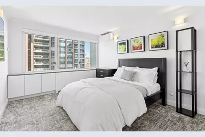 300 E 59th Street #1402, New York, NY 10022 - Photo 10