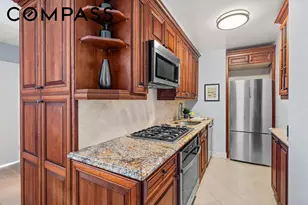400 E 85th St, New York City, NY 10028 - Photo 4