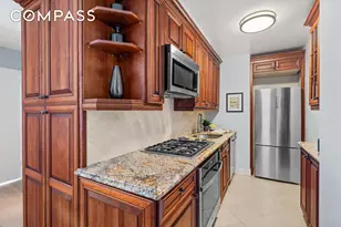 400 E 85th St, New York City, NY 10028 - Photo 4