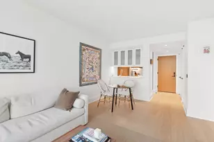 210 Warren St, New York City, NY 10282 - Photo 2